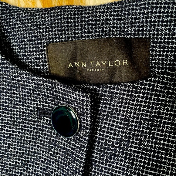 Ann Taylor factory blue tweed fringe trim blazer - Picture 4 of 6